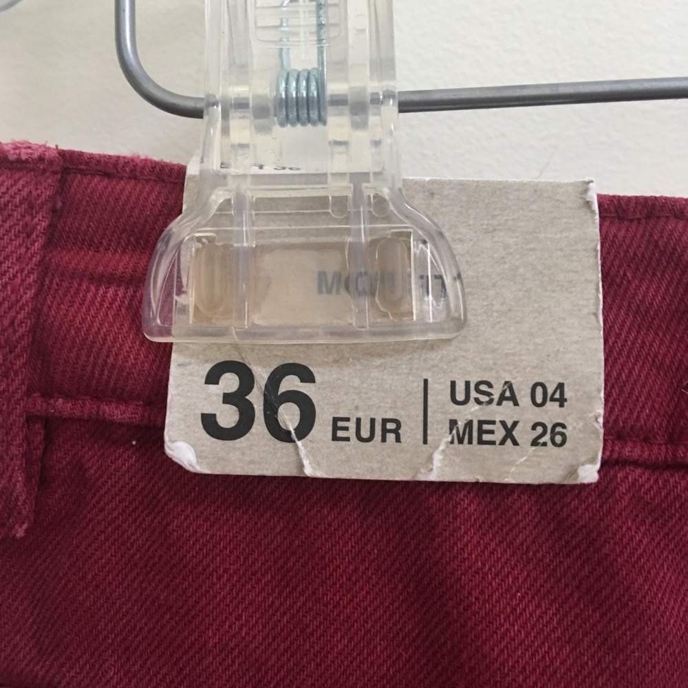 NWT- Zara Mom Fit Jeans - Picture 5 of 6